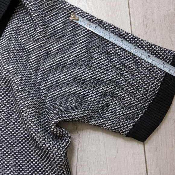 Calvin Klein Womens Black White Short Sleeve Knit Cardigan Sweater Size M - Picture 15 of 15